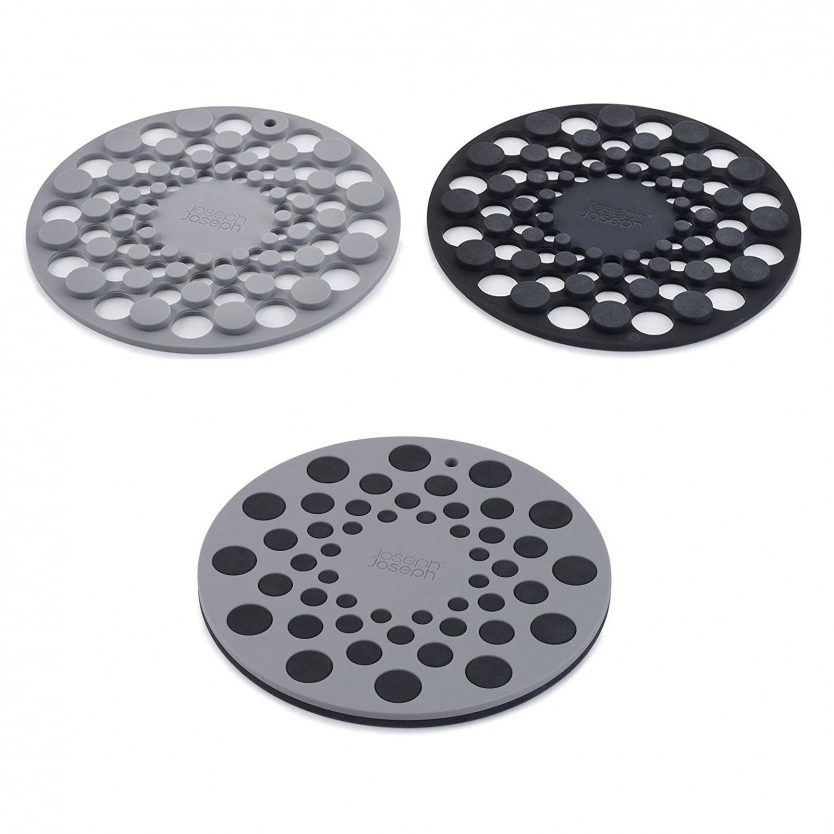 Spot-On™ Set of 2 Silicone Trivets (Black / Grey) - Joseph Joseph