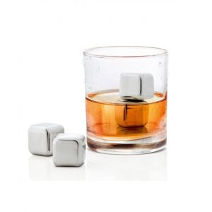 LOUNGE Ice Cube Set (4 pc) with Storage Bag - Blomus